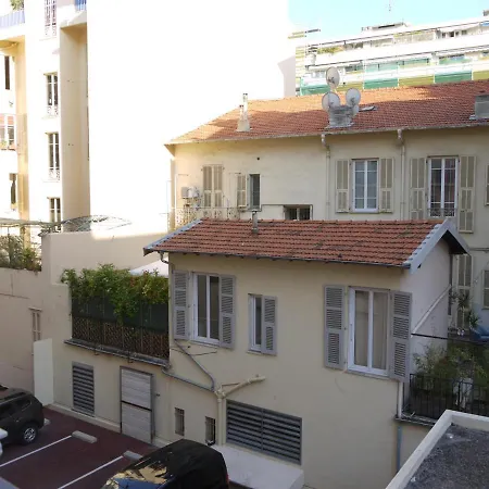 شقة - A Modern Flat In