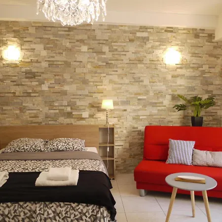 Apartman - A Modern Flat In